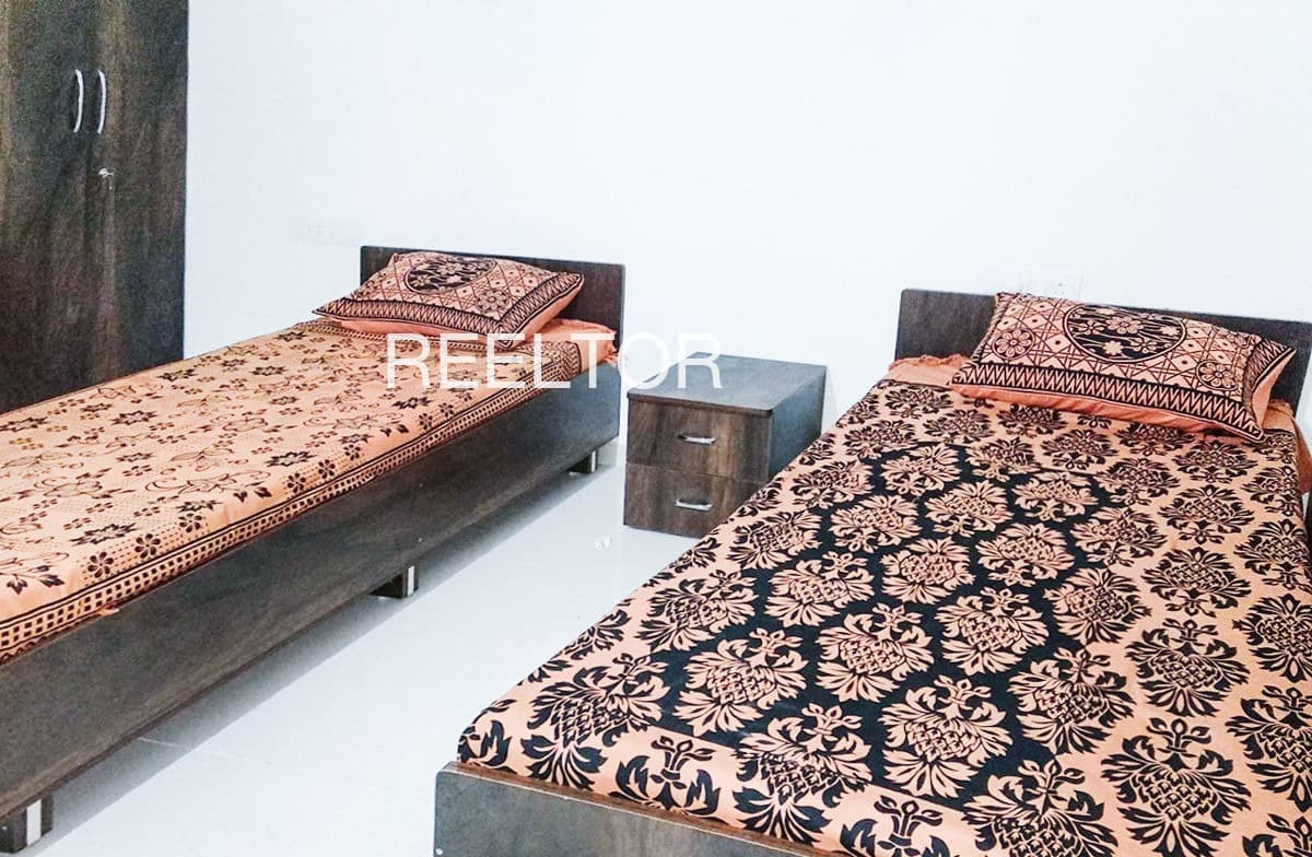 Pg For Sale In Ayilapettai Srirangam