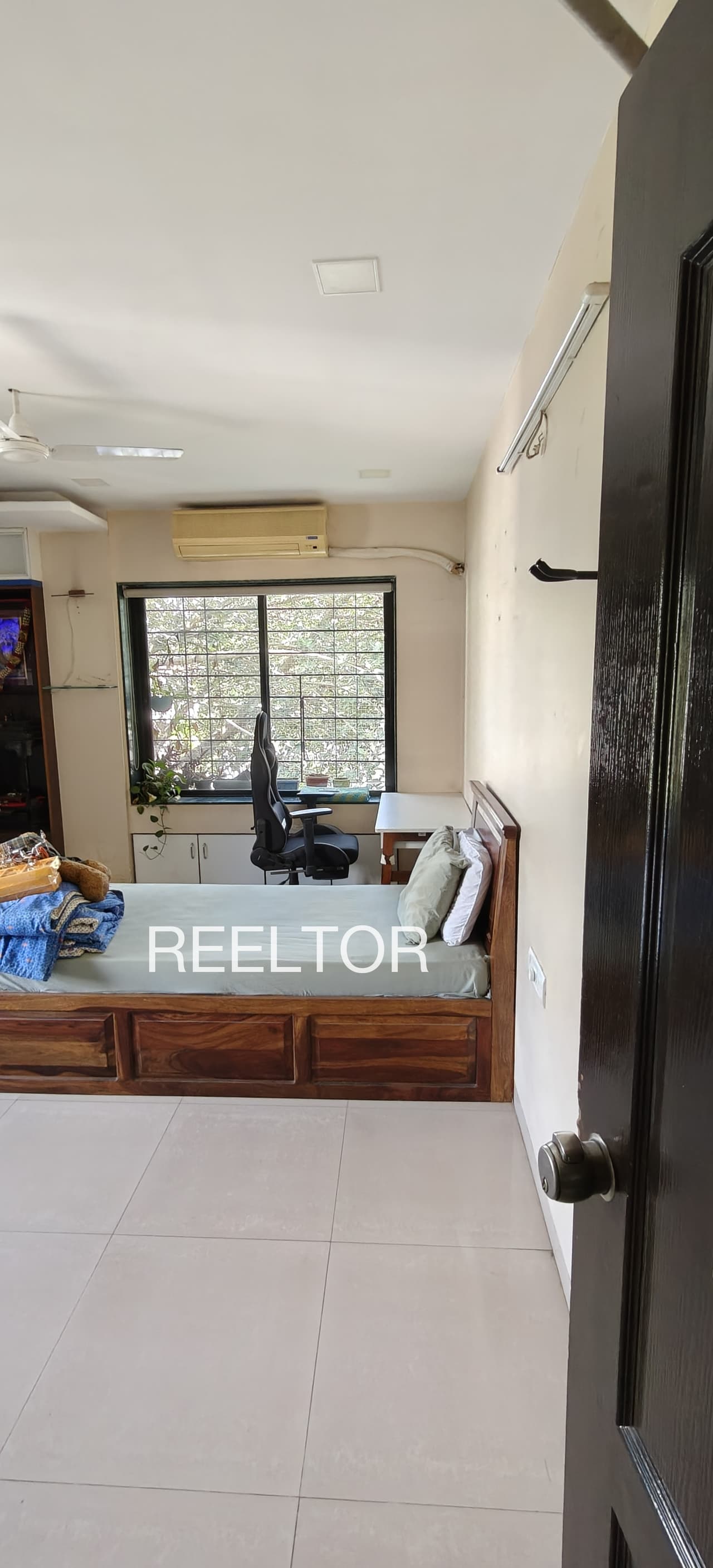 Pg For Sale In Mazra Niwari