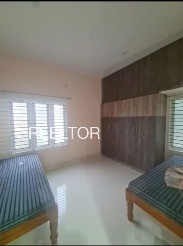 Pg For Sale In Sajanpura Manasa