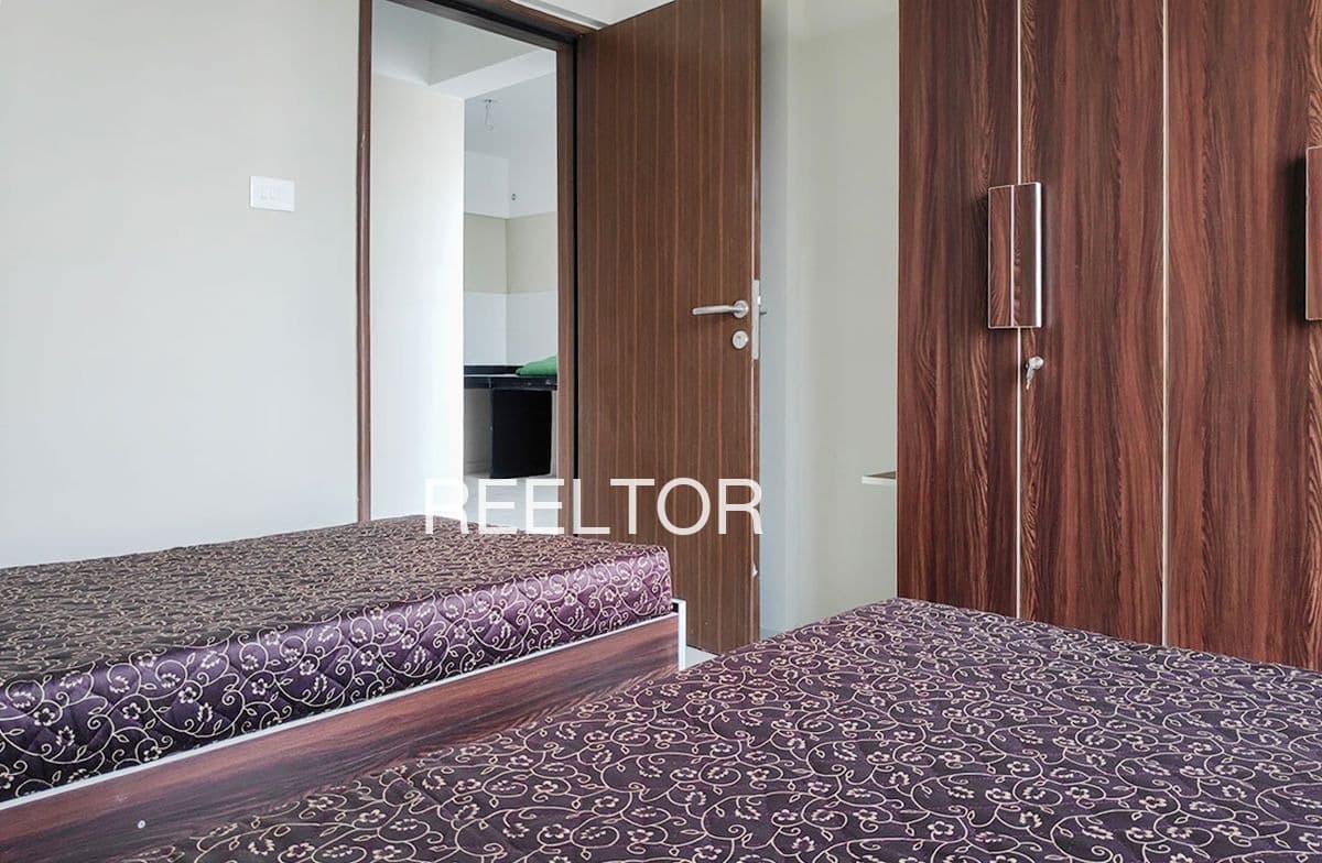 Pg For Sale In Ladanpur Mahwa