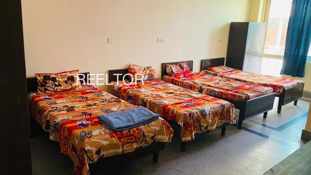 Pg For Sale In Vazhapadi Tamil Nadu