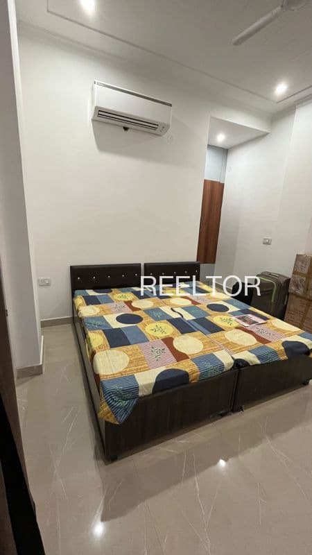 Pg For Sale In Iveli Kudavasal