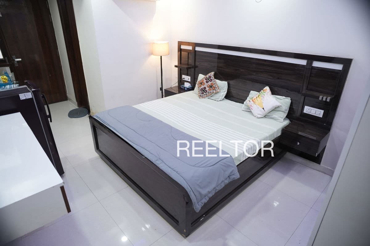 Pg For Sale In Jodhwa Guhla