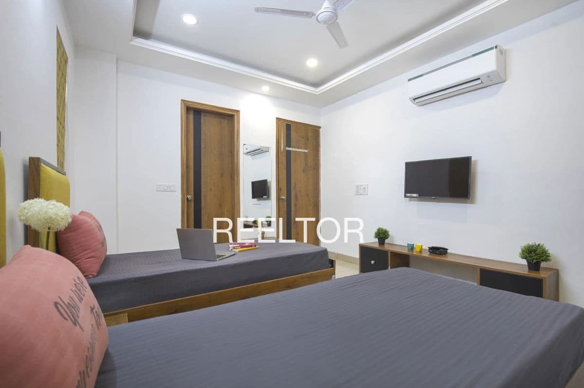 Pg For Sale In Prakshi Kullu