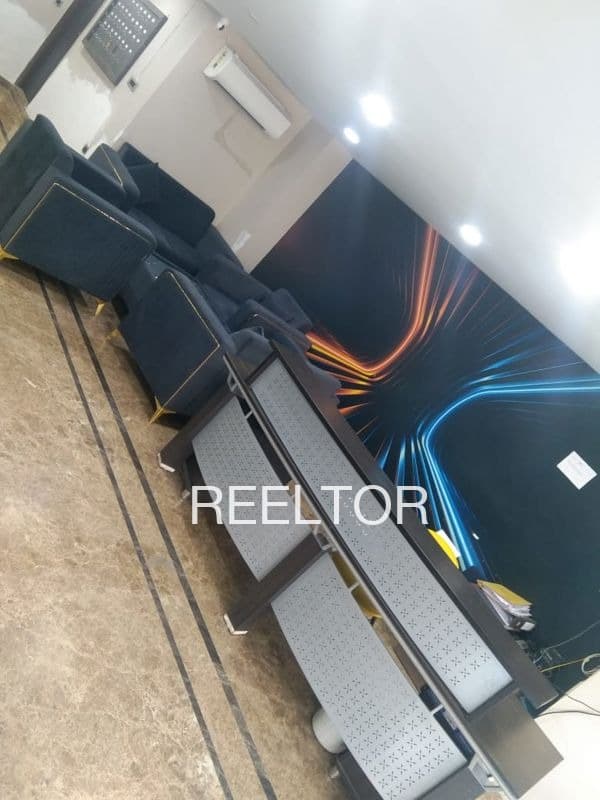 Pg For Sale In Maching Nyapin