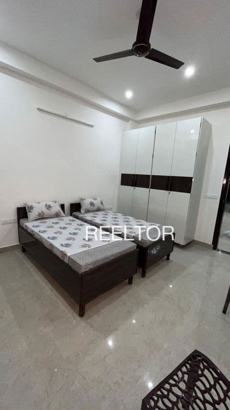 Pg For Sale In Raupura Gormi