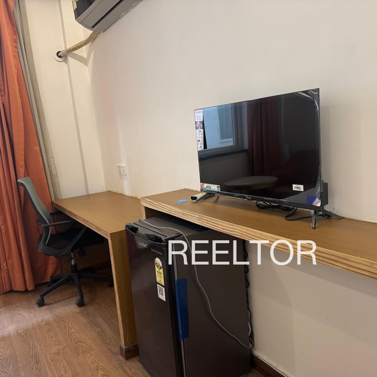 Pg For Sale In Piparia Illai Banda