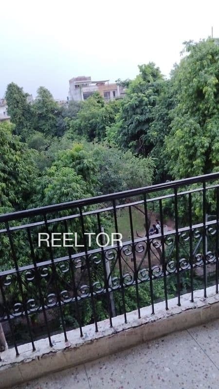 Pg For Sale In Wb5 Tandwa