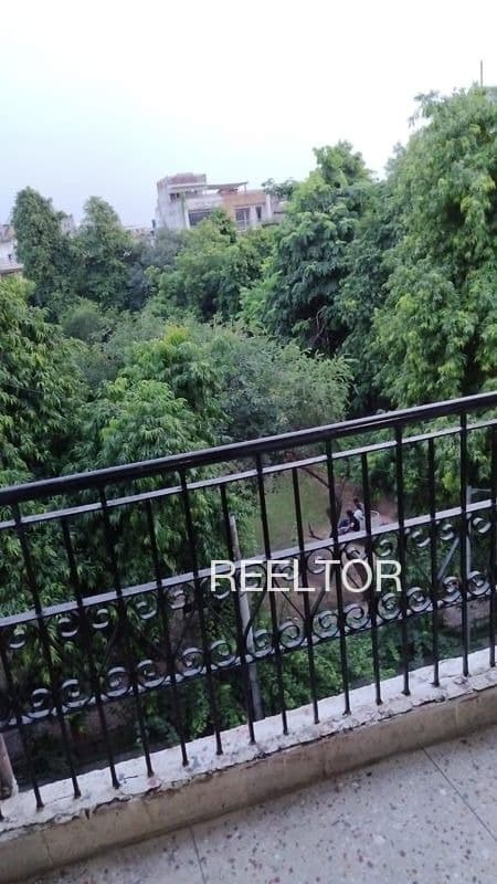 Pg For Sale In Chilli Izara Mahagaon