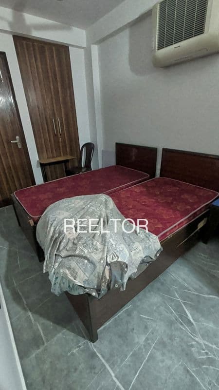 Pg For Sale In Talari Bhuntar