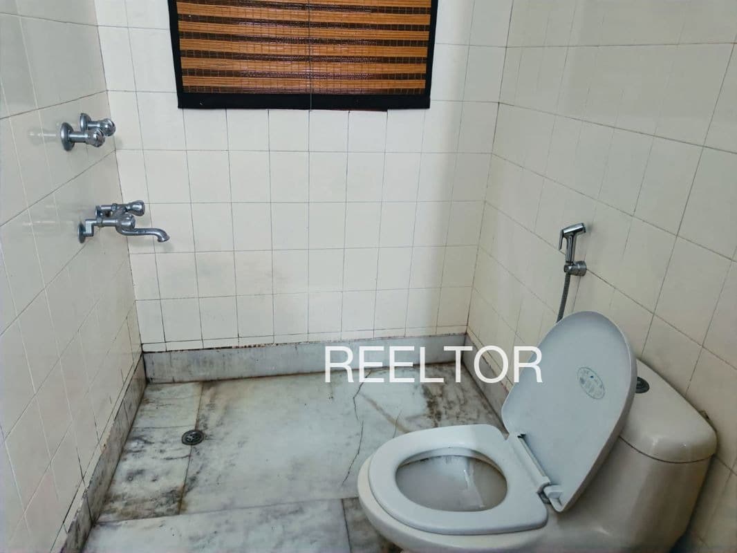 Pg For Sale In Lawasar Gadarwara