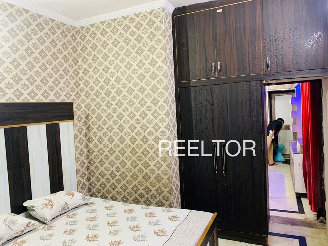Pg For Sale In Kannigapuram Wallajah