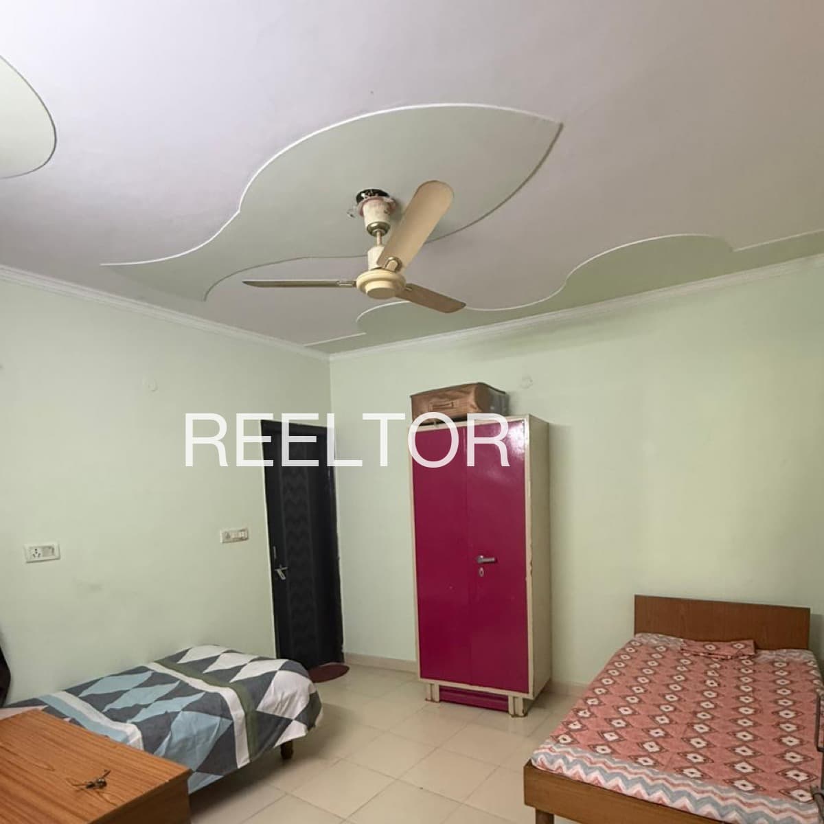 Pg For Sale In Yarhapur Bhainsdehi