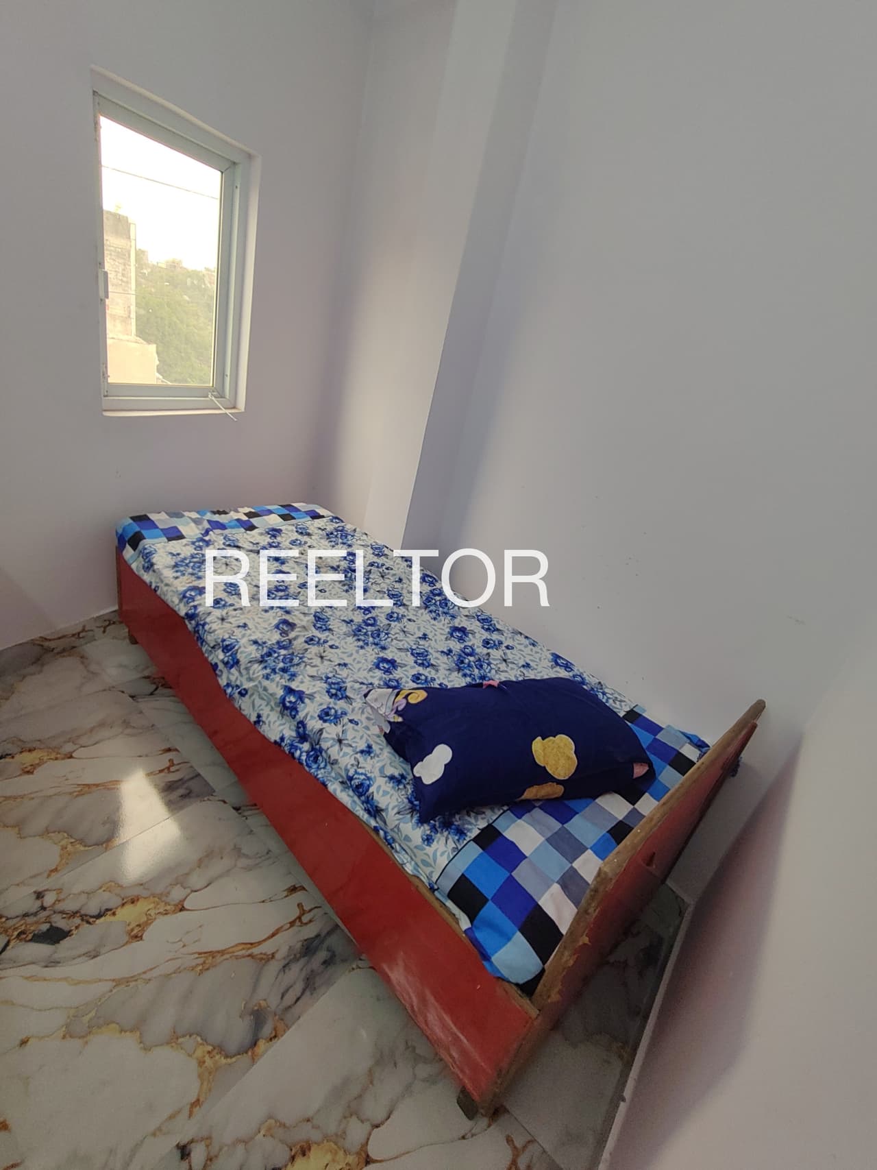 Pg For Sale In Matrun Baijnath