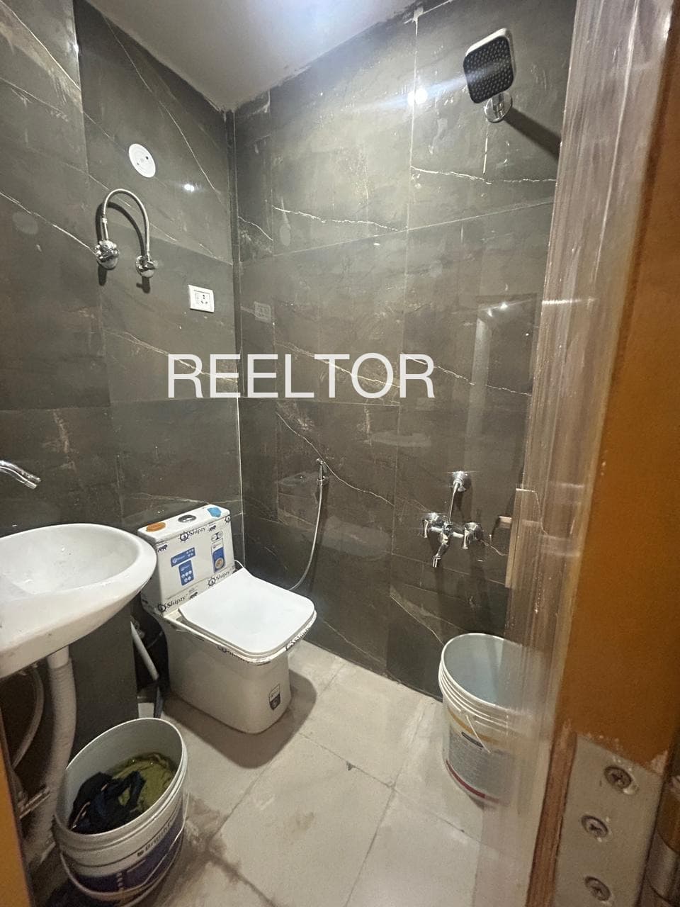 Pg For Sale In Pottiyandi Kilvelur