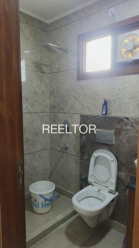 Pg For Sale In Lawasar Gadarwara