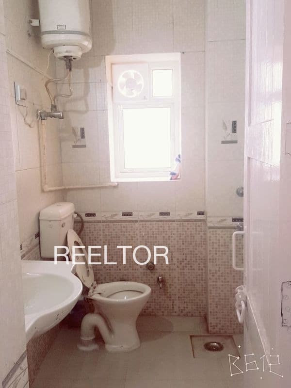 Pg For Sale In Wb5 Tandwa