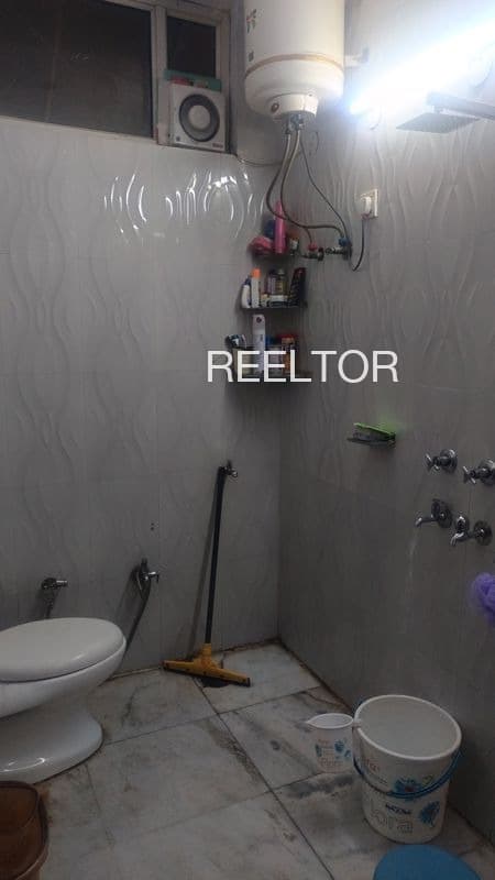 Pg For Sale In Kulakudy Valangaiman