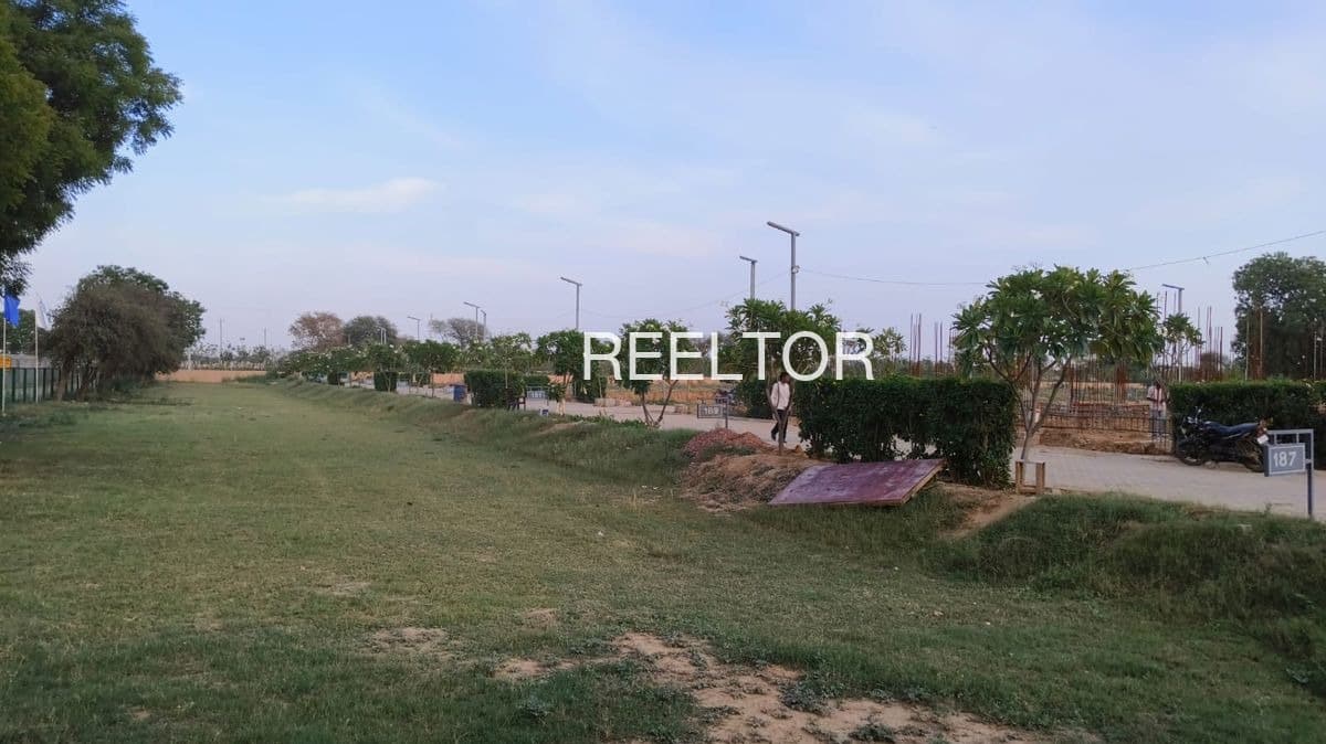 Plots For Rent In Mangaipura Aklera