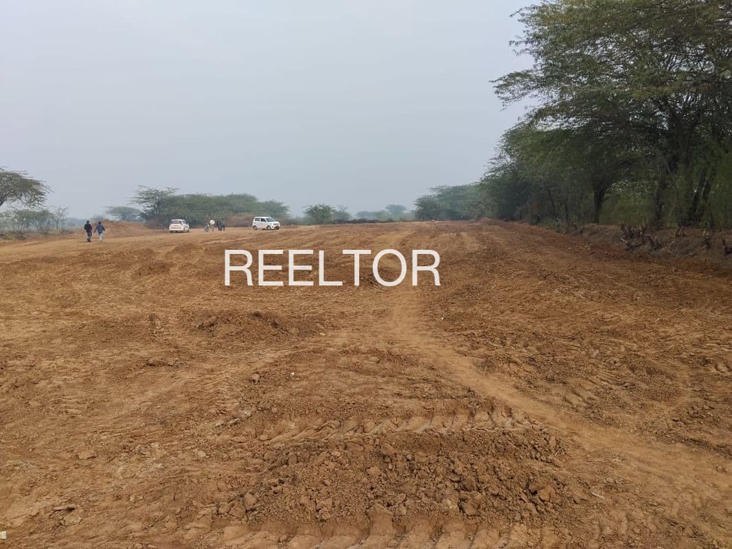Plots For Rent In Chinnakomatipalli Ellandakunta