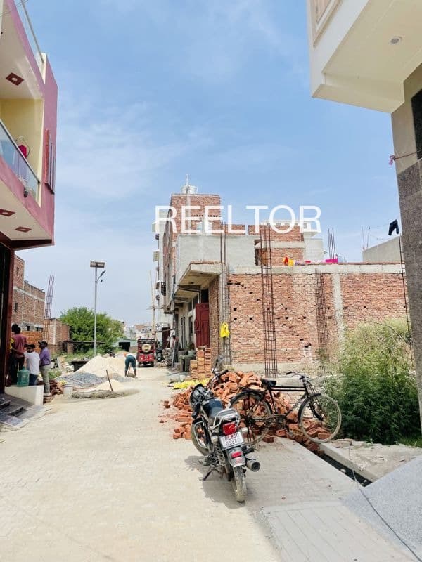 Plots For Rent In Mubanikpur Pohri