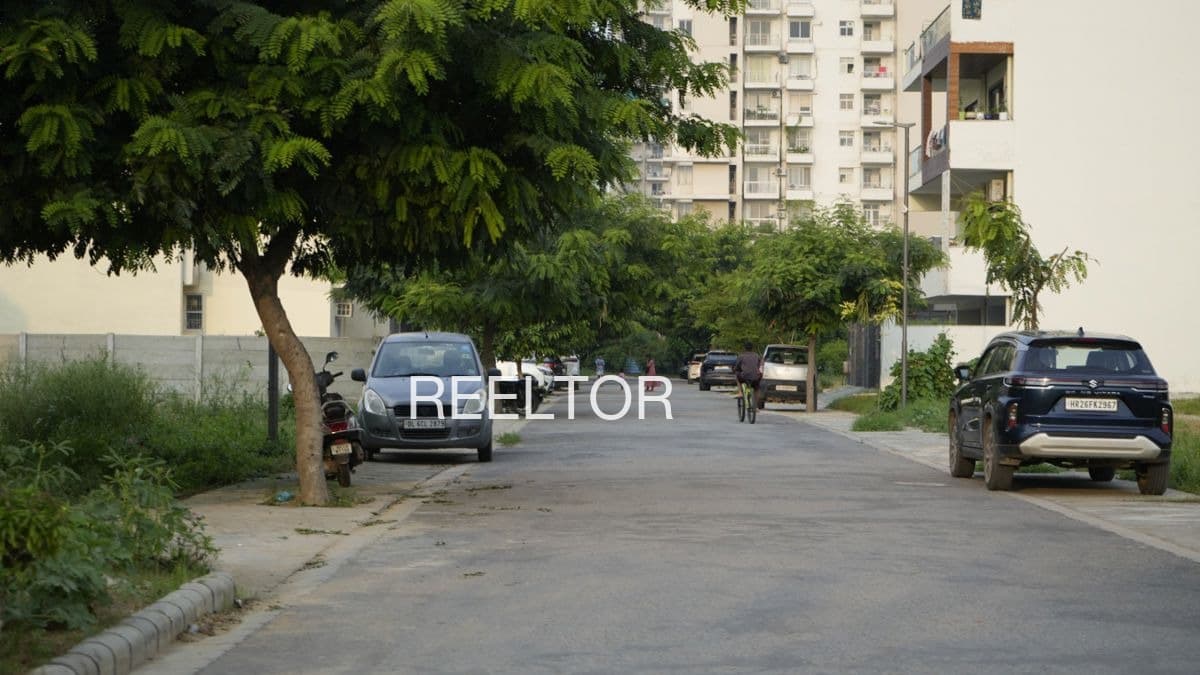 Plots For Rent In Palpar Nagla Khair