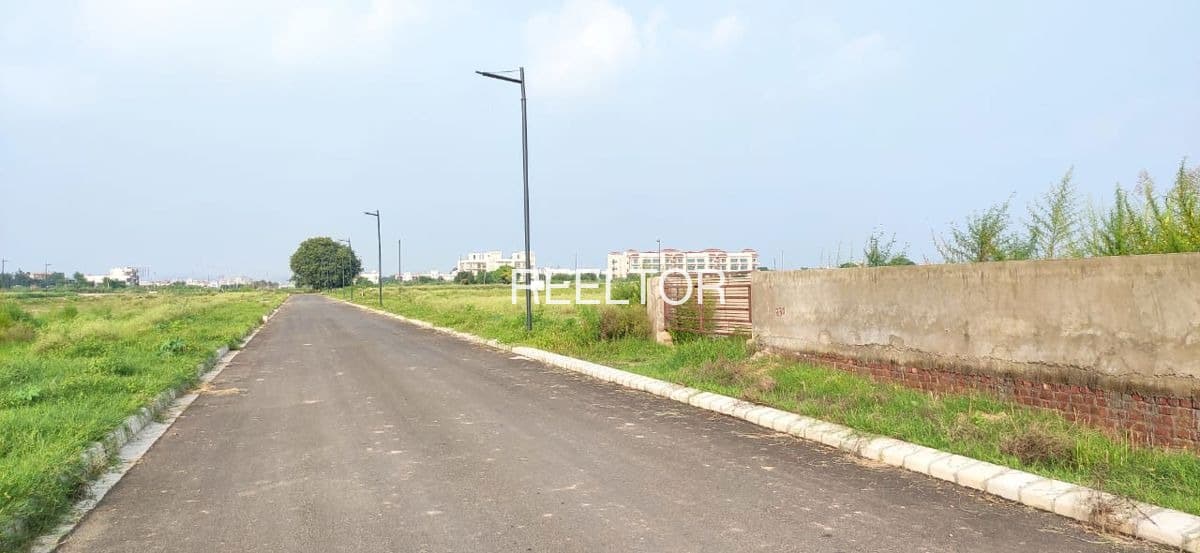 Plots For Rent In Izani Mahagaon