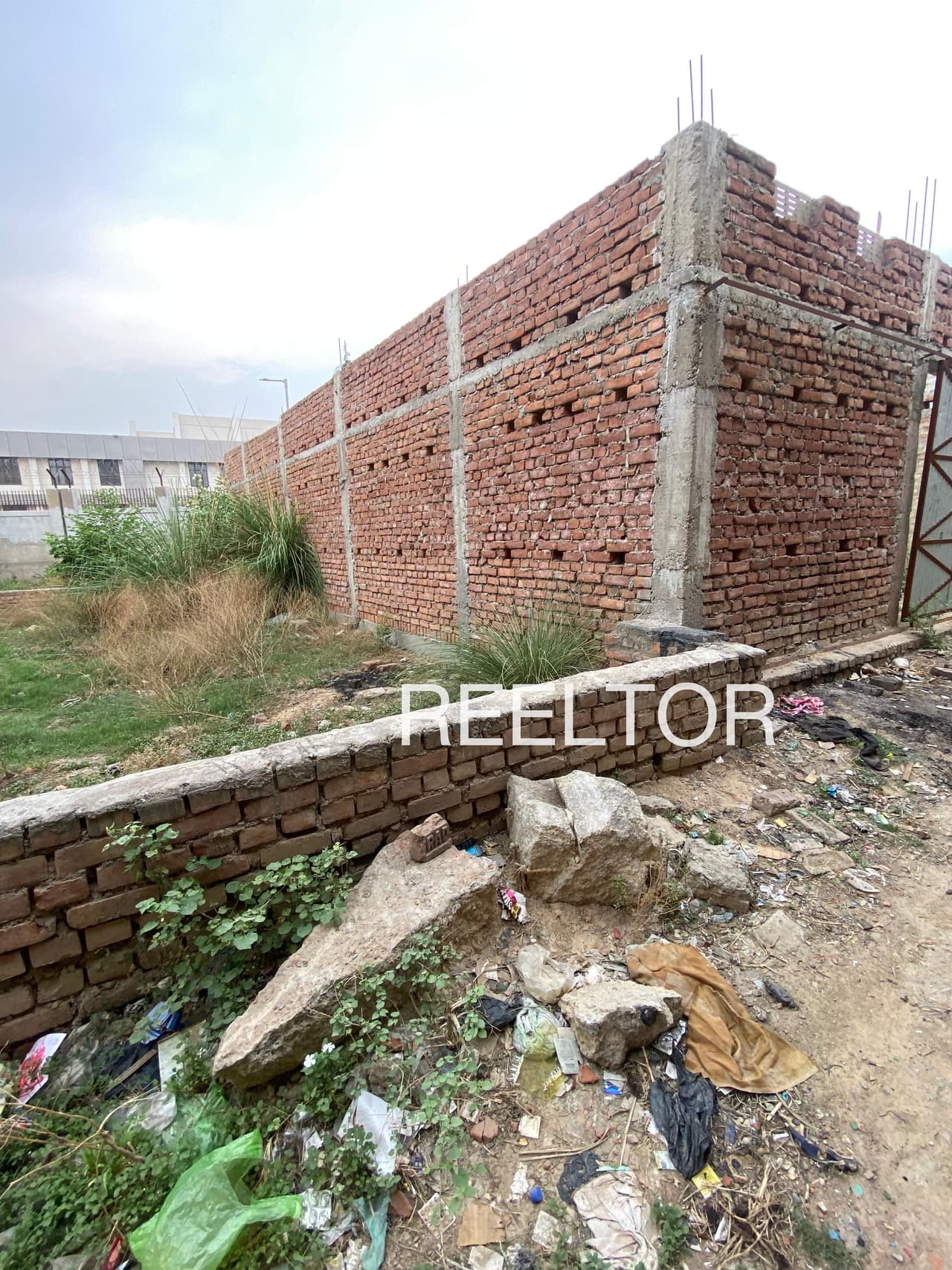 Plots For Rent In Lau Ki Gorhi Rajakhera