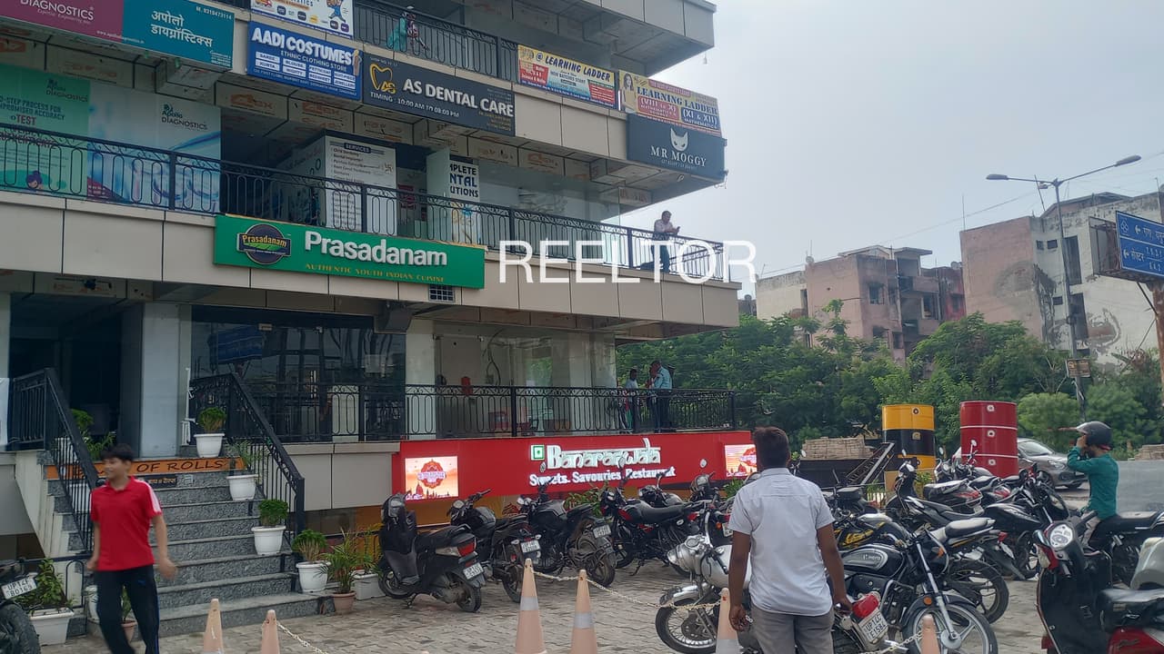 Showroom For Rent In Mudalabidu Saligramau
