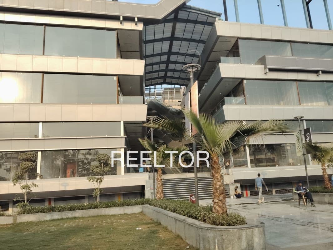 Showroom For Rent In Patradih Kuchai
