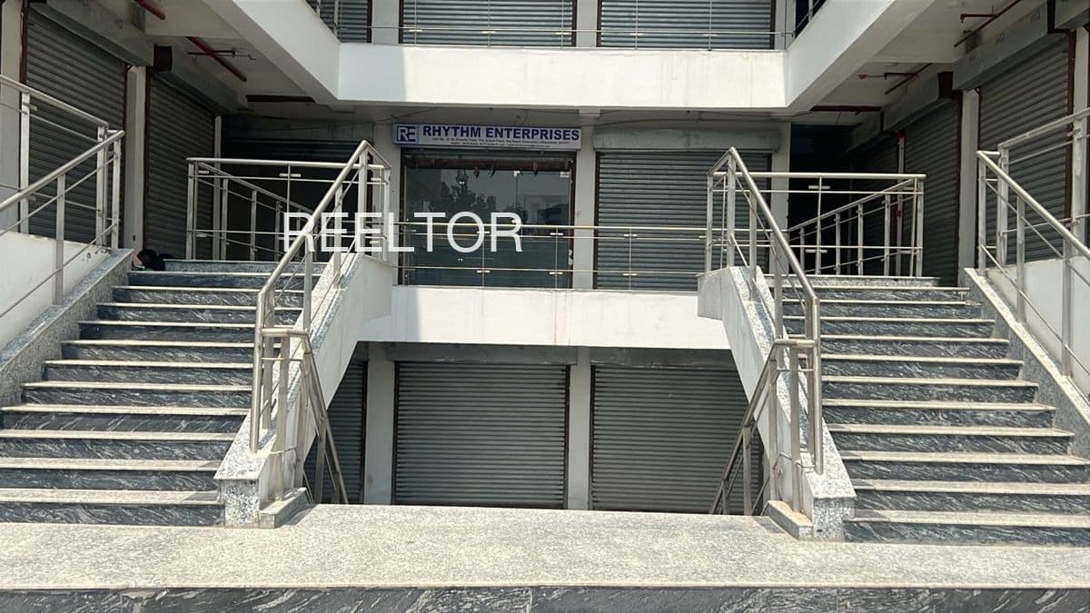 Showroom For Rent In Khodana Daloda