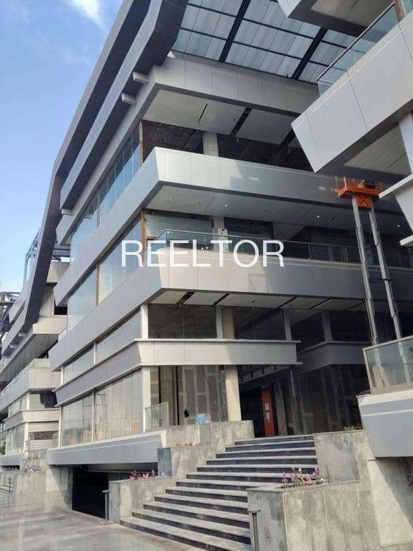 Showroom For Rent In Sharli Seoni