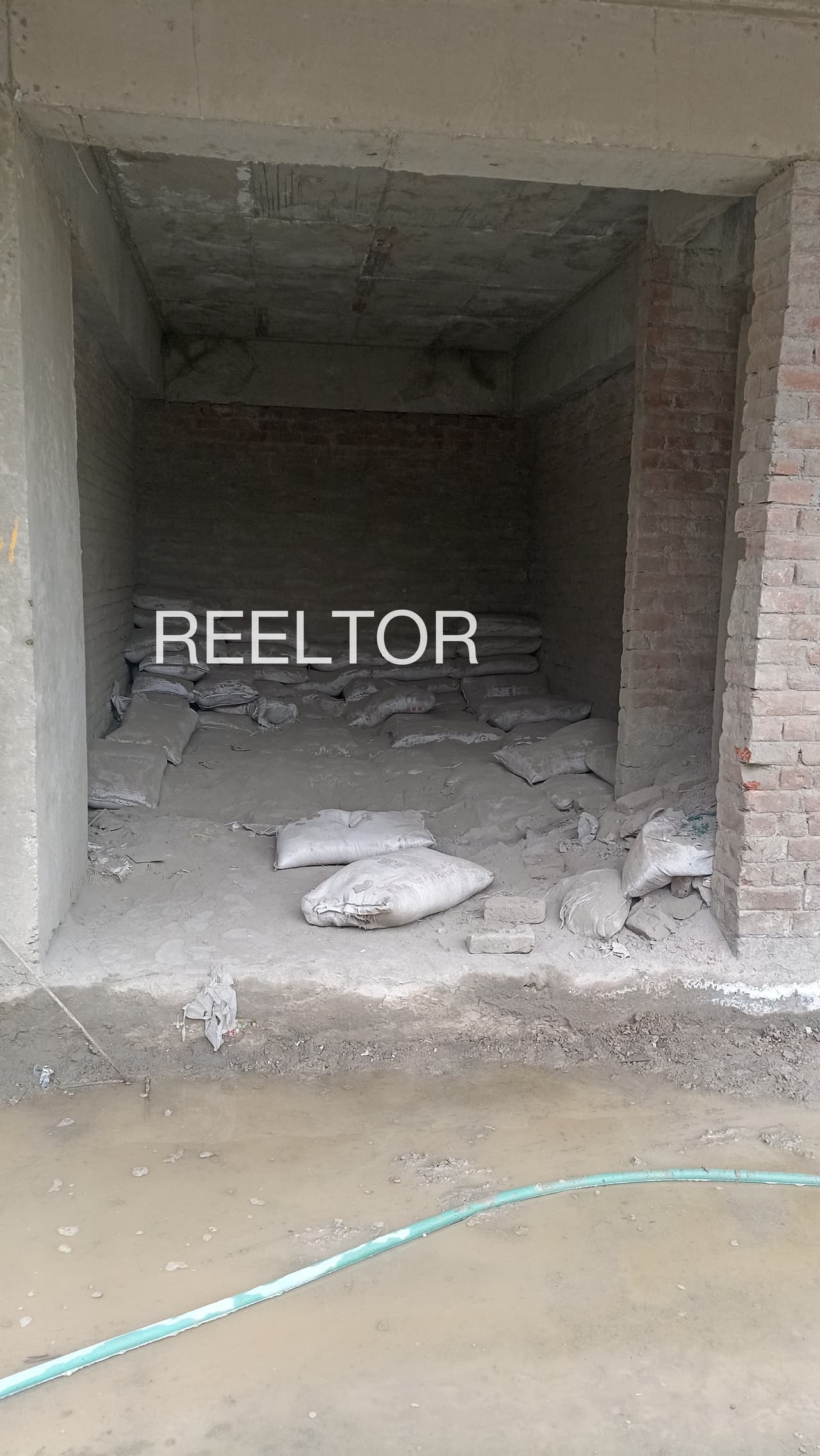 Showroom For Sale In Dardi Vallabhnagar
