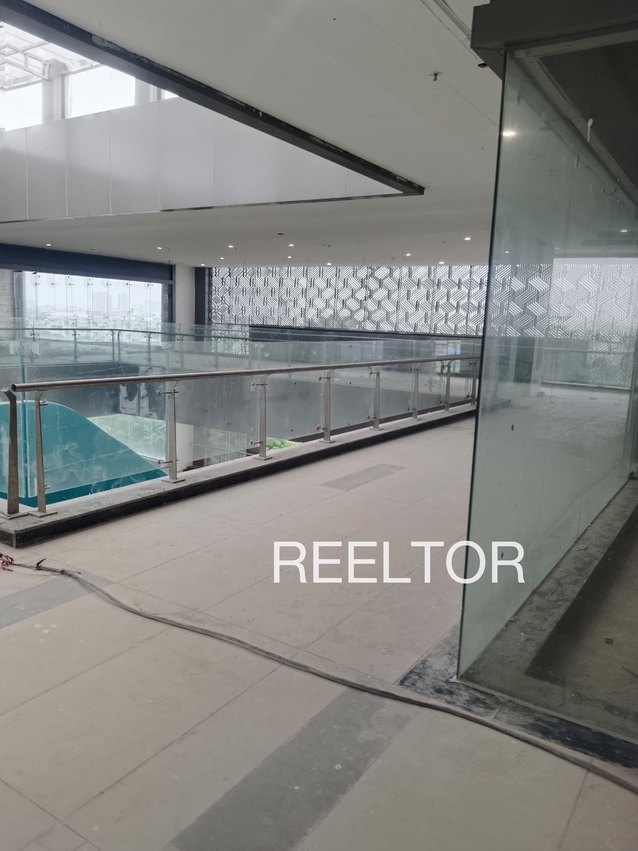 Showroom For Rent In Pakhojia Mau