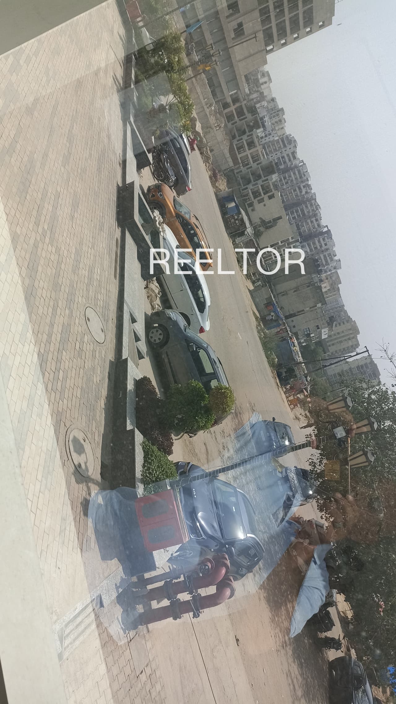 Showroom For Rent In Kadawan Ghuwara