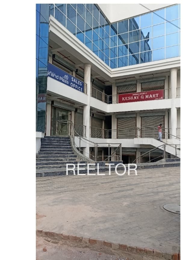 Showroom For Sale In Bigaudi Amarpatan