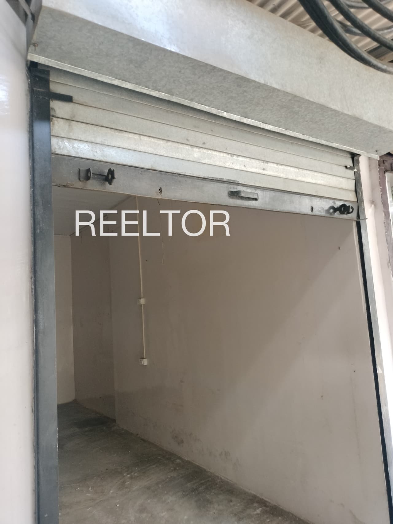 Showroom For Sale In Welavad Shahada
