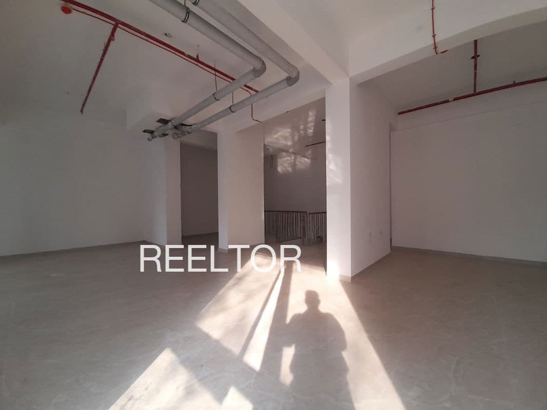 Showroom For Sale In Kuchlon Karera