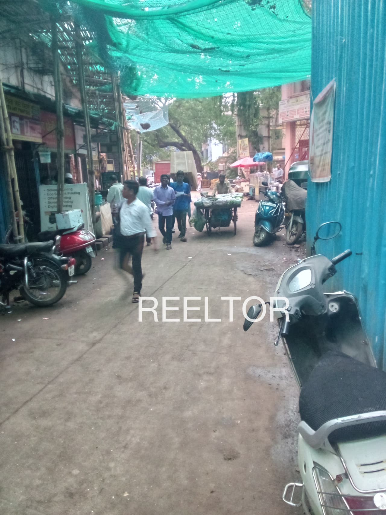 Showroom For Sale In Kumharwadi Khacharod