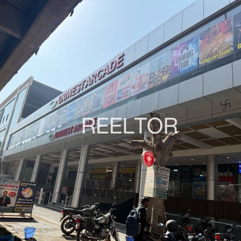 Shop For Rent In Arera Colony Huzur