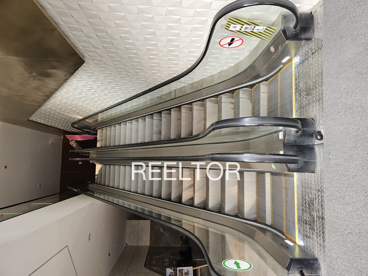 Shop For Rent In Katendi Rajgarhi