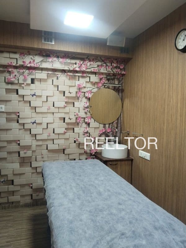 Showroom For Rent In Punthpura Sepau