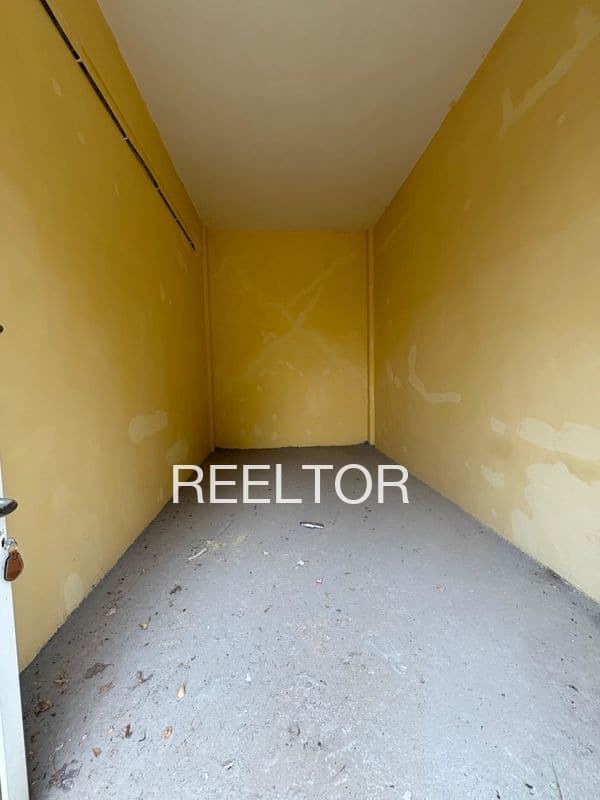 Showroom For Sale In Maralagondala Magadiu