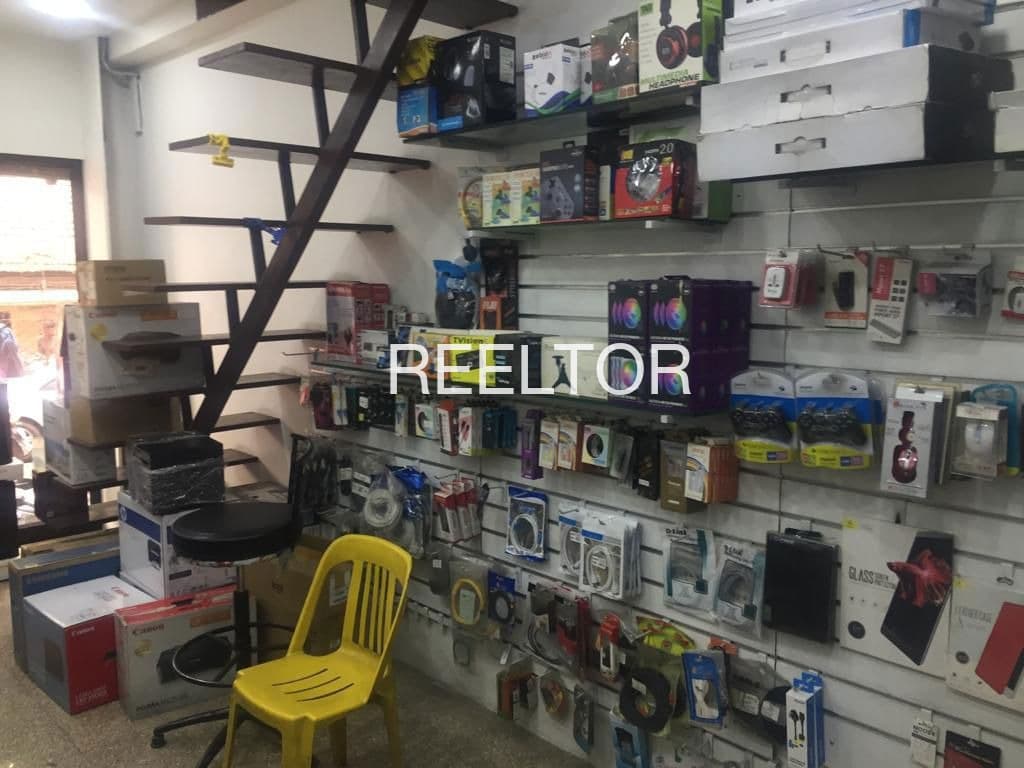 Showroom For Sale In Guwari Khurd Asnawar