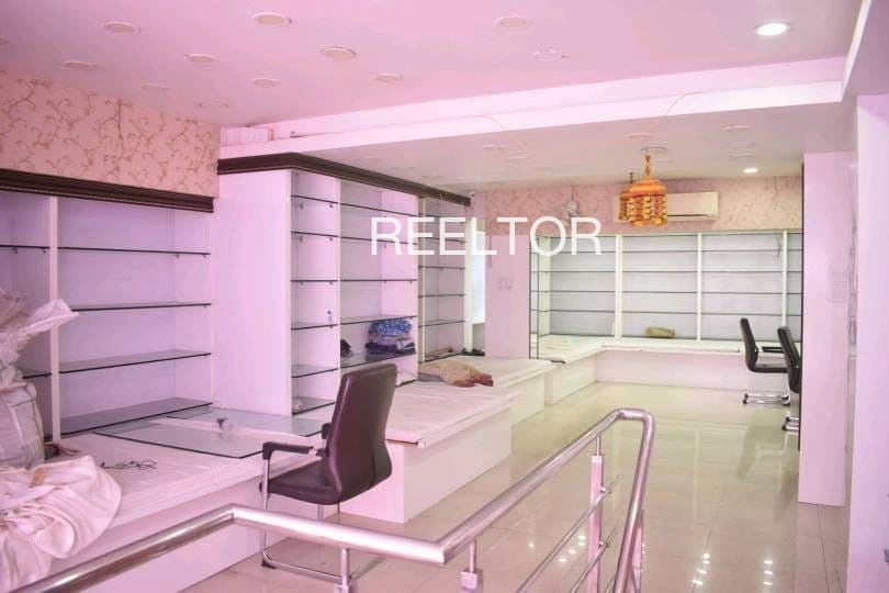 Showroom For Rent In Thachen Sainj