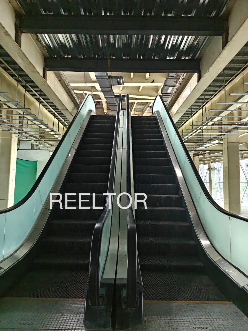Showroom For Sale In Sonamarg Kangan