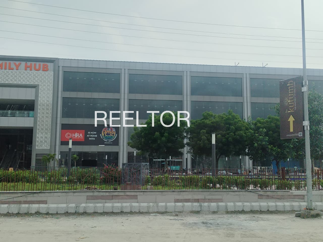 Showroom For Rent In Dopur Bassi