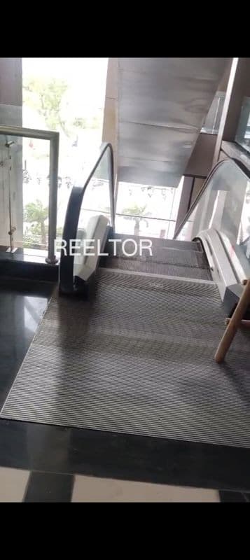 Showroom For Sale In Chhoti Bhimdi Warud