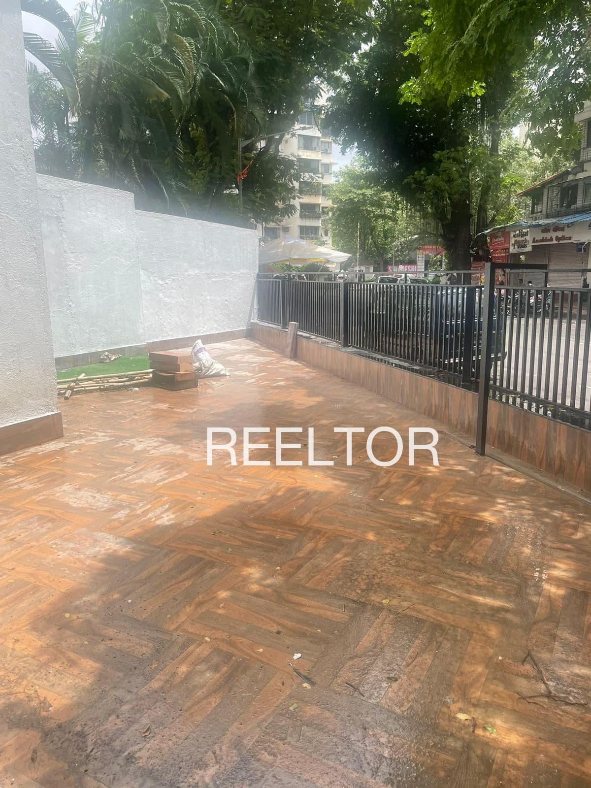 Showroom For Sale In Mandhali Banga