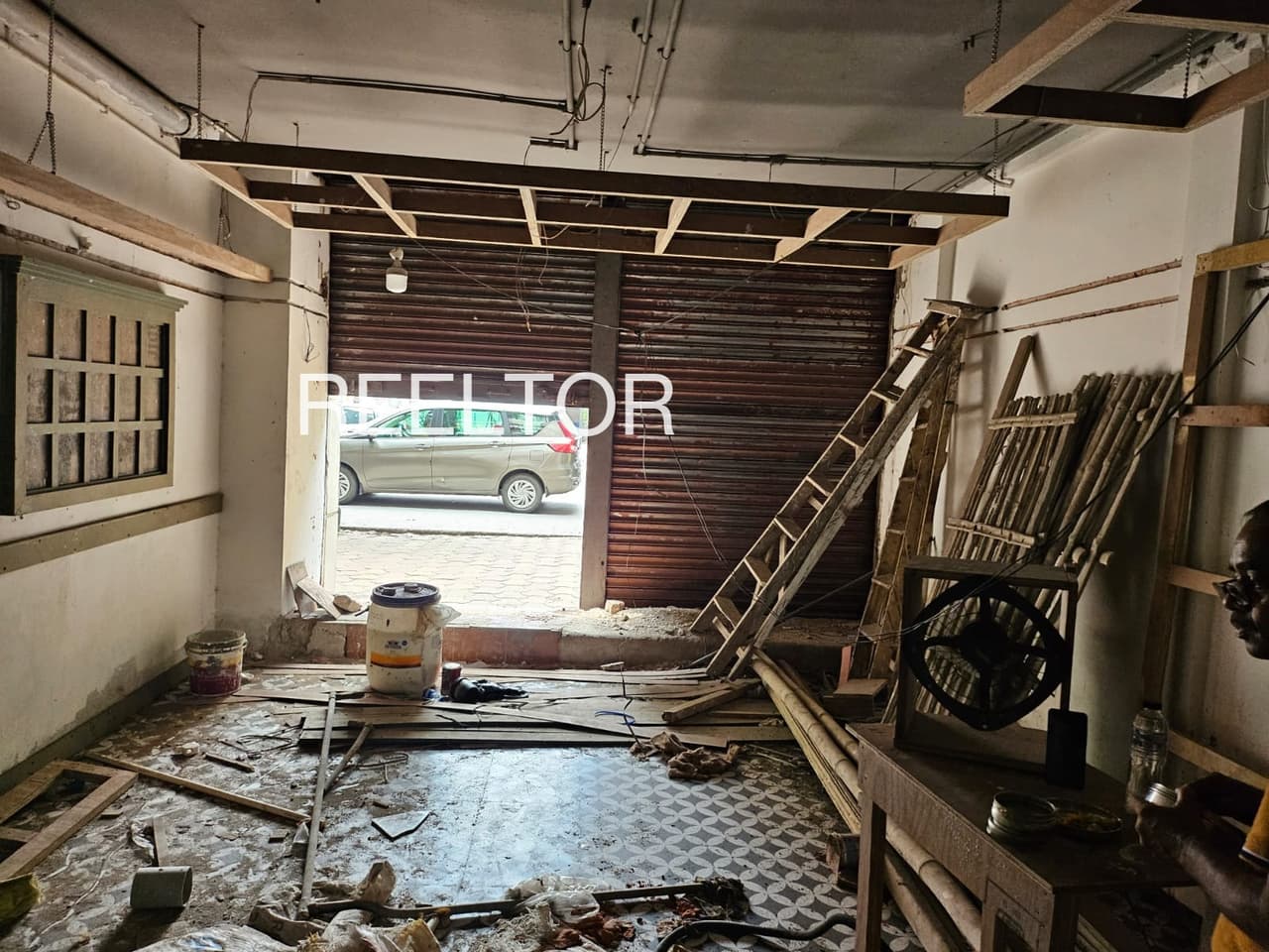 Showroom For Rent In Mendora Shayampur